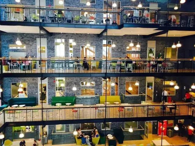 06.webp.jpg 皇冠体育