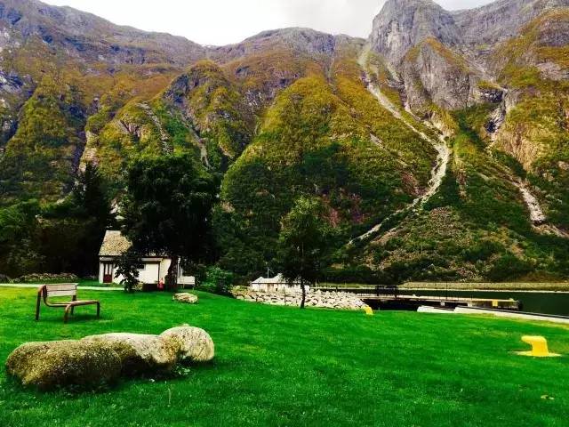 32.webp.jpg 皇冠体育