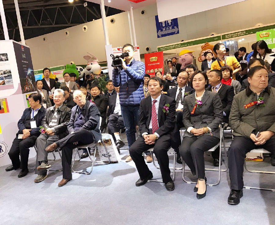 160889565758986512.jpg 皇冠体育