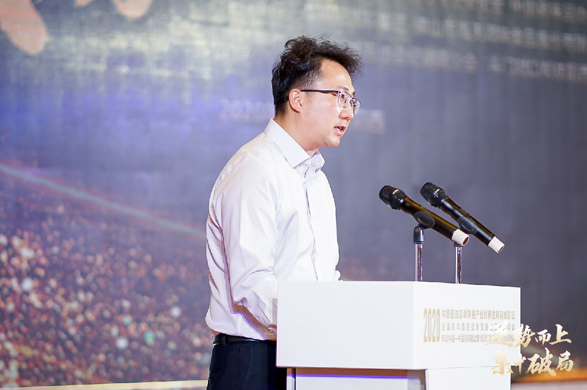 李建.JPG 皇冠体育