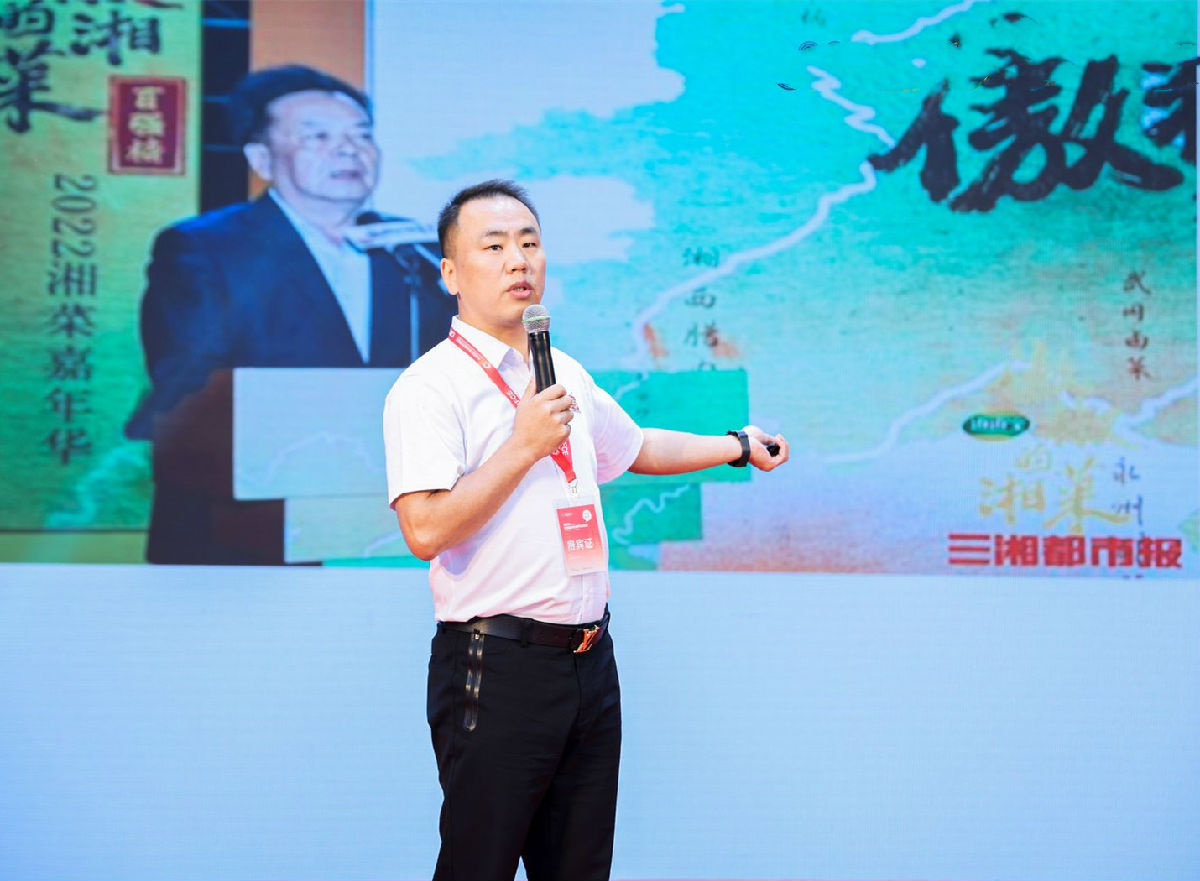 孟军.jpg 皇冠体育