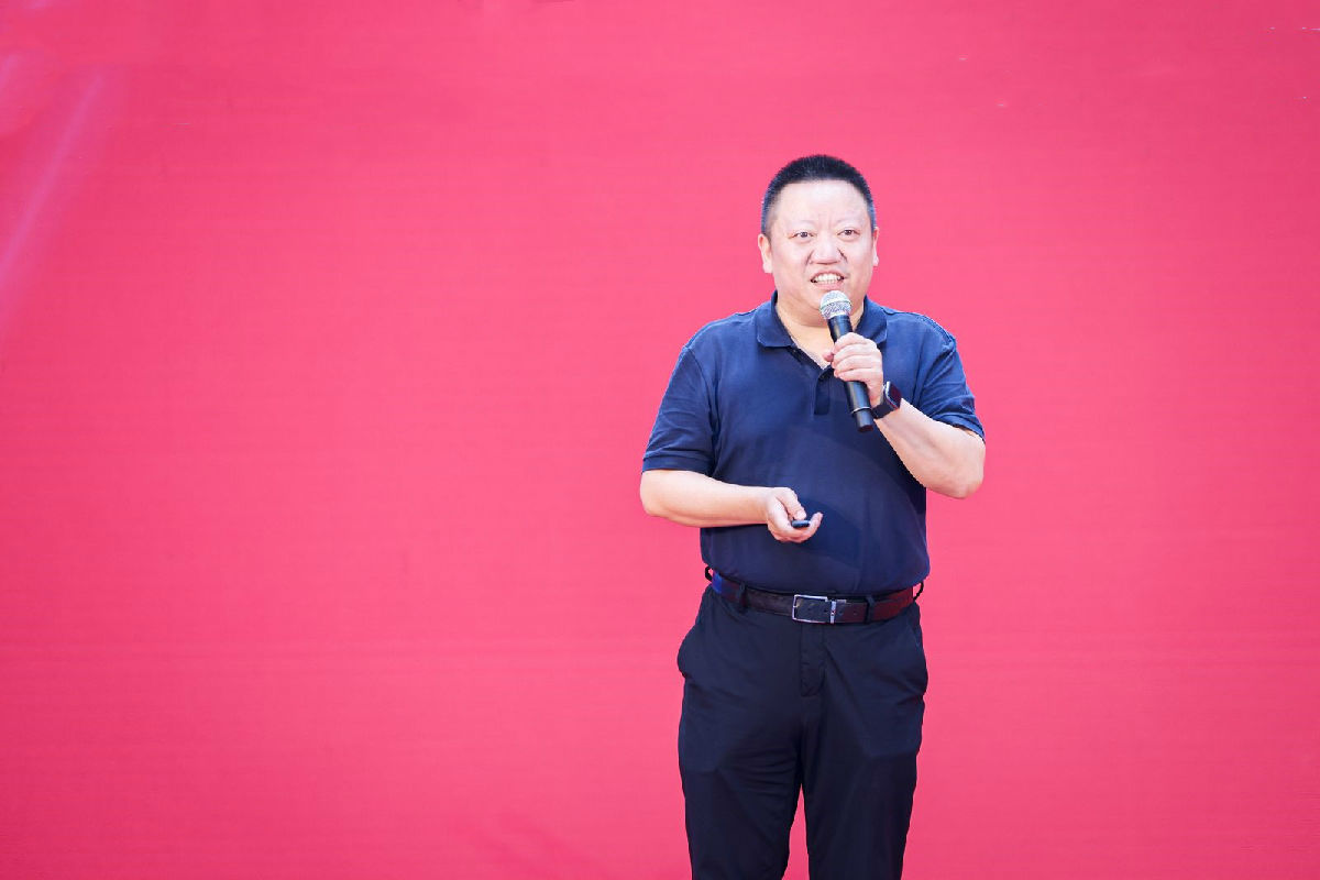 苟中军.jpg 皇冠体育