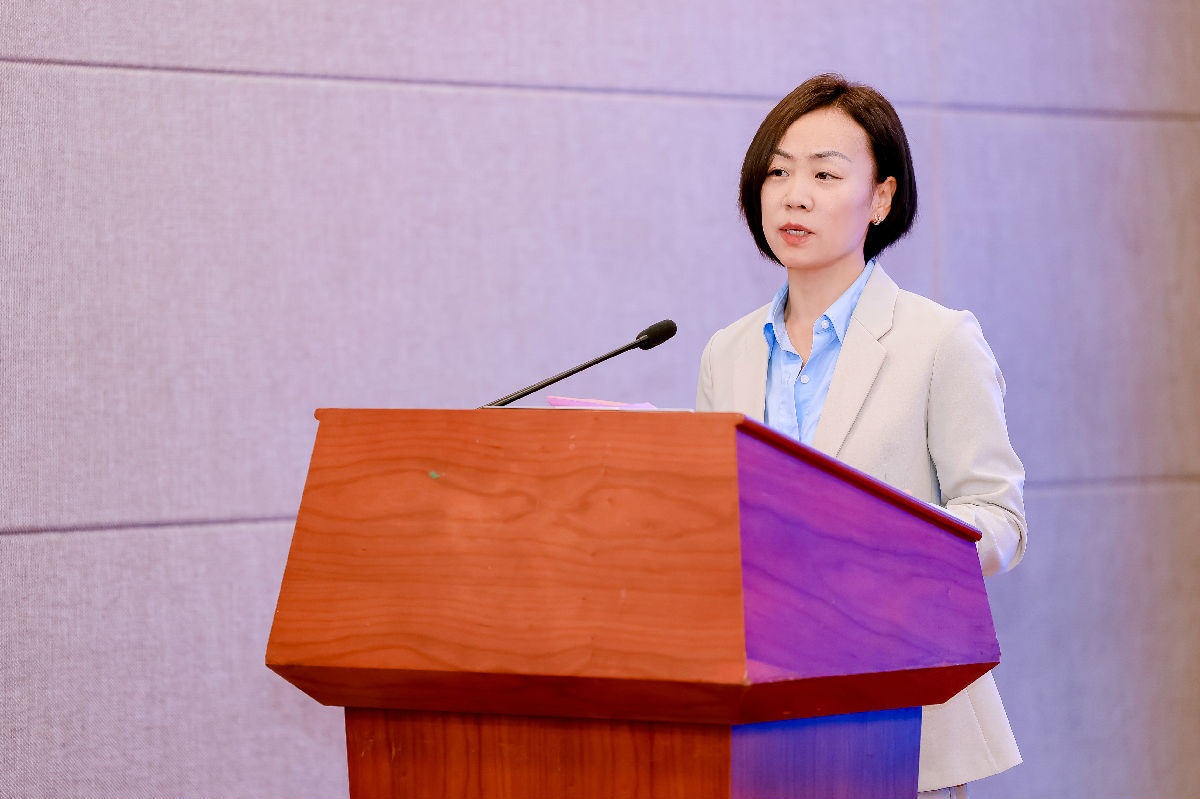 白燕修图.jpg 皇冠体育